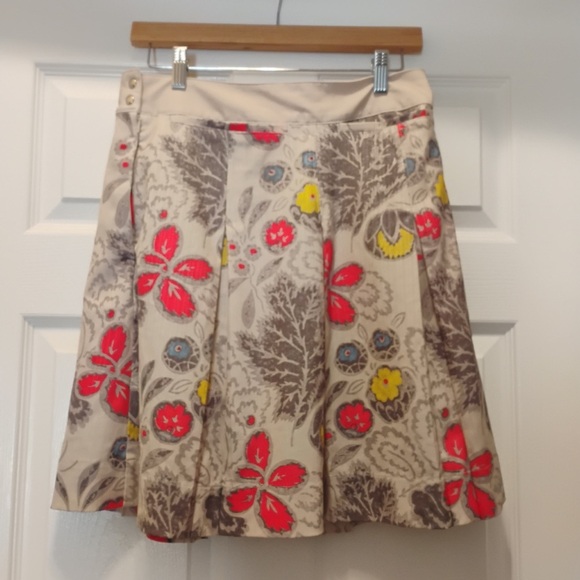 Nike Golf Floral Pleated Skirt With Shorts Skort Convenient Fashion Size 8 - Picture 4 of 8